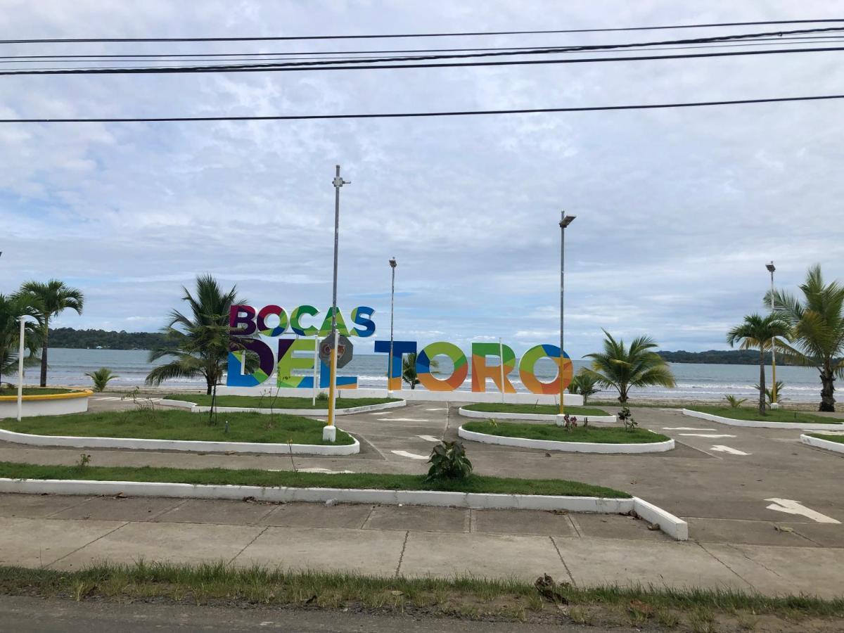 Reff Hotel Bocas del Toro Exterior photo